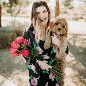 Meet your Posher, Claire